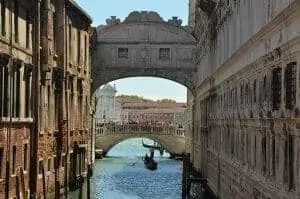 25. Bridge of sighs italy 1357054 340