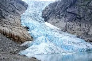 55. Briksdalsbreen Olden