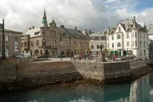 96. Jugendstilsenteret and Kunstmuseet Kube Alesund