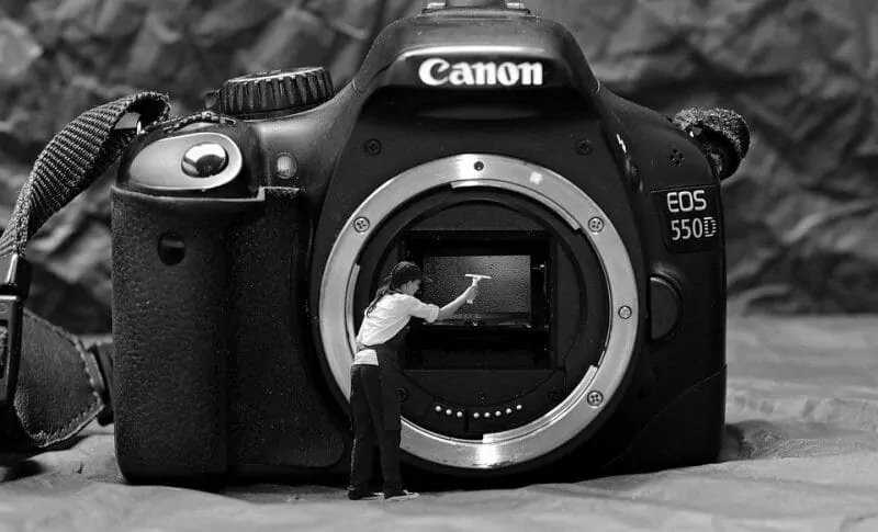 1 Clean Camera Lens