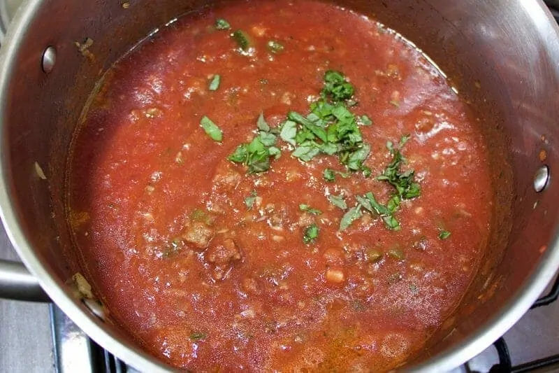 Traditional Lasagna Step 3 Add Tomato Sauce