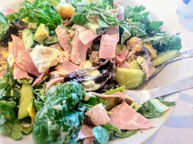 salad dressed