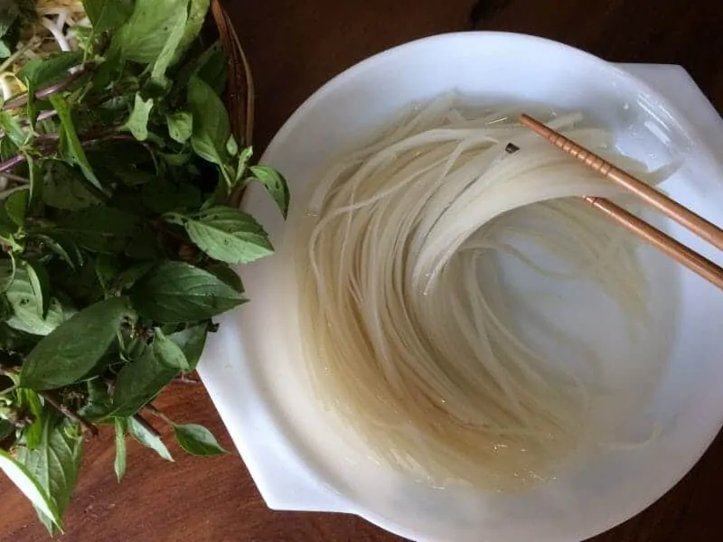 pho step 2 prepare the noodles