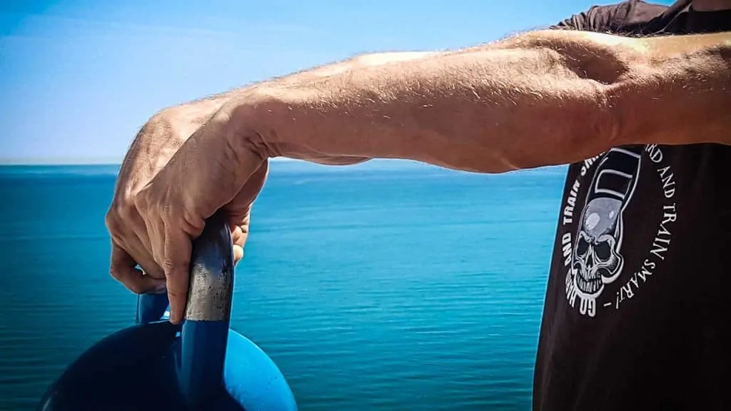 wrong kettlebell swing