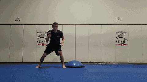 cross behind side lunges