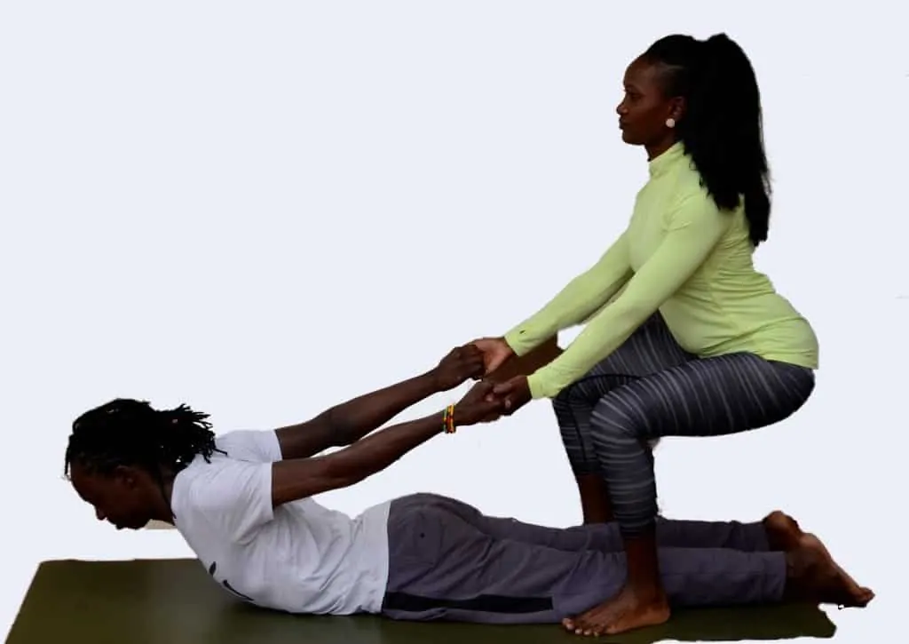 12 Easy Couple Yoga Poses: A Step-By-Step Guide To Cultivate Trust - YOGA  PRACTICE