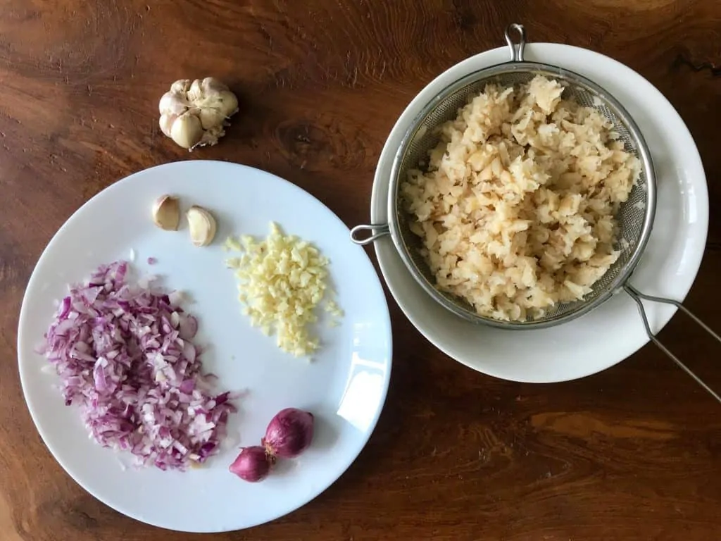 1.rice pudding soak the preserved radish