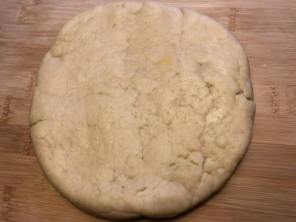 4. Dough disc