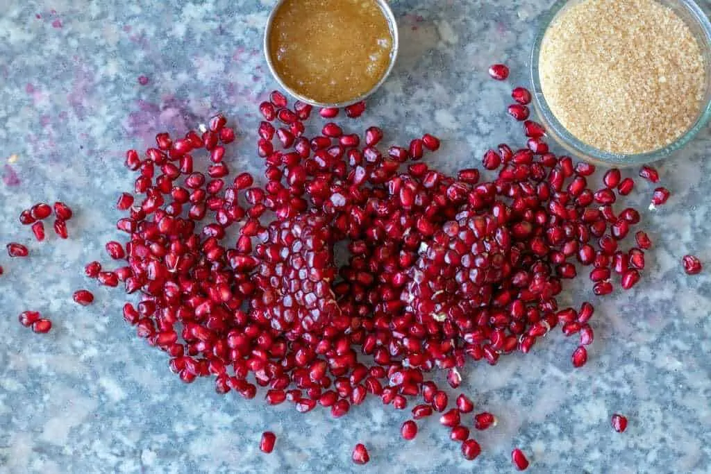 Pomegranate Orange Barbecue Sauce Step 2 separate the seeds